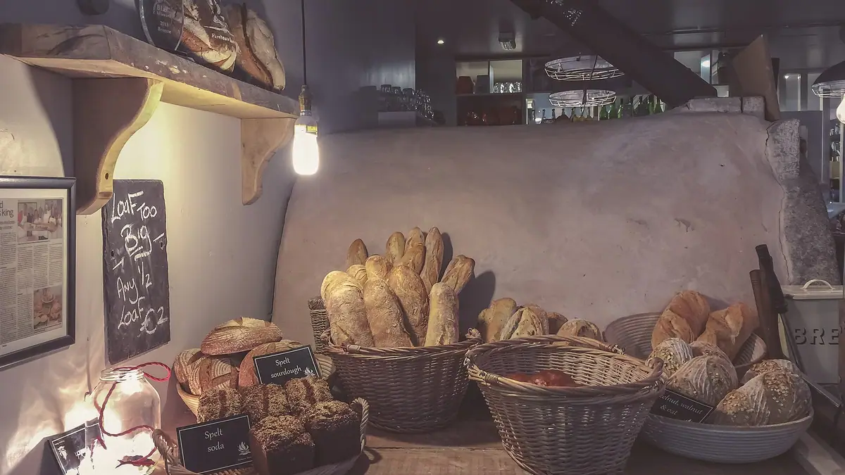 Middle Eastern Bakery bakes